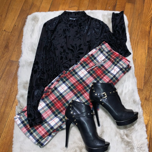 H&M Plaid Slim Fitted Pants,Festive Holiday Colored Trousers Size 10 - Picture 6 of 10